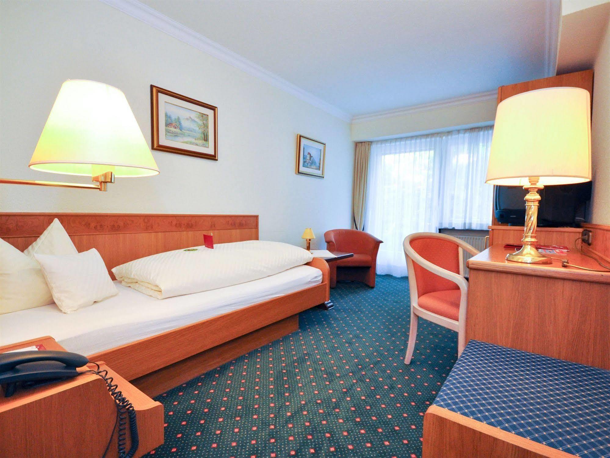 באד ווייסי Hotel Quellenhof מראה חיצוני תמונה