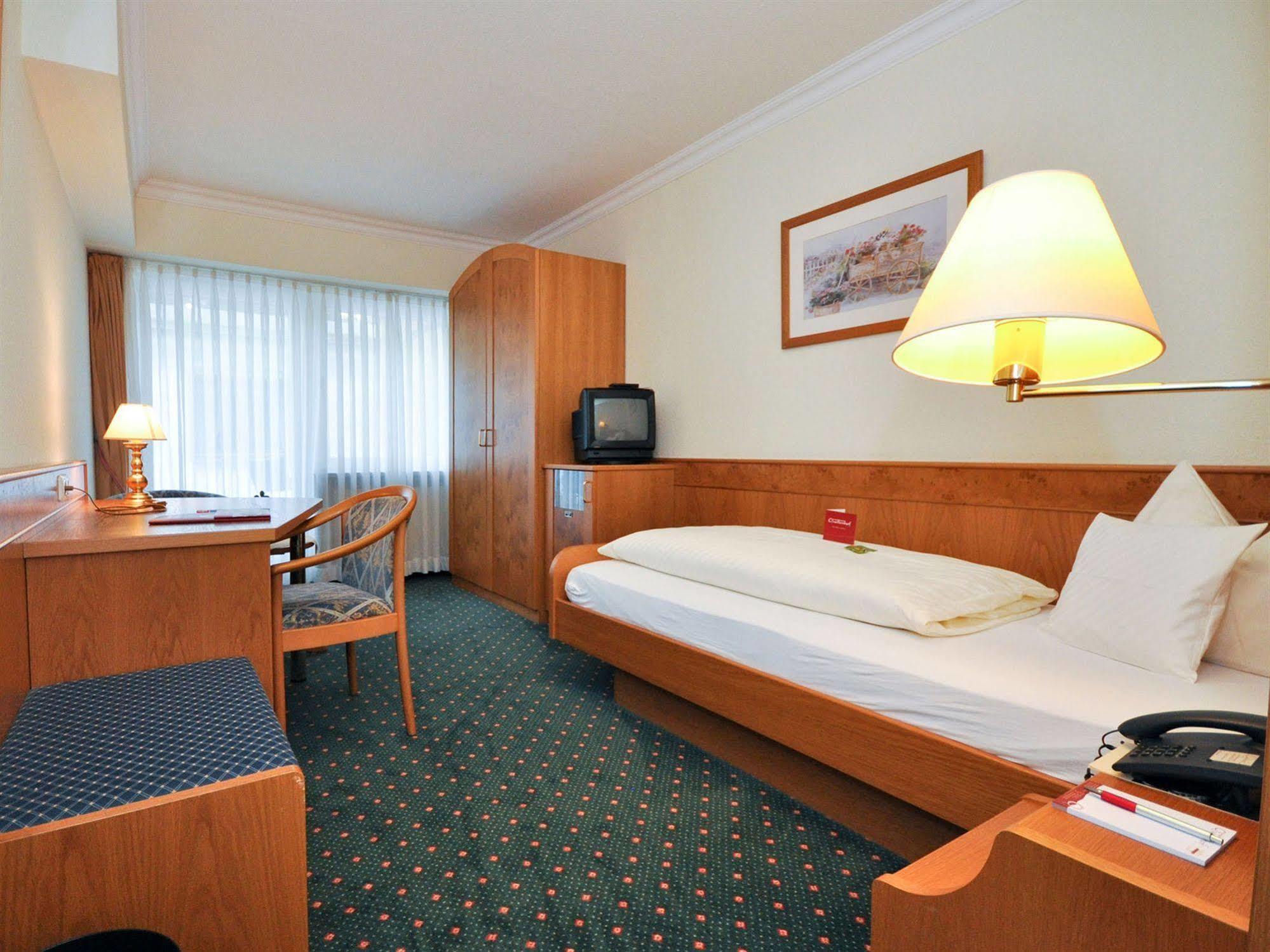 באד ווייסי Hotel Quellenhof מראה חיצוני תמונה