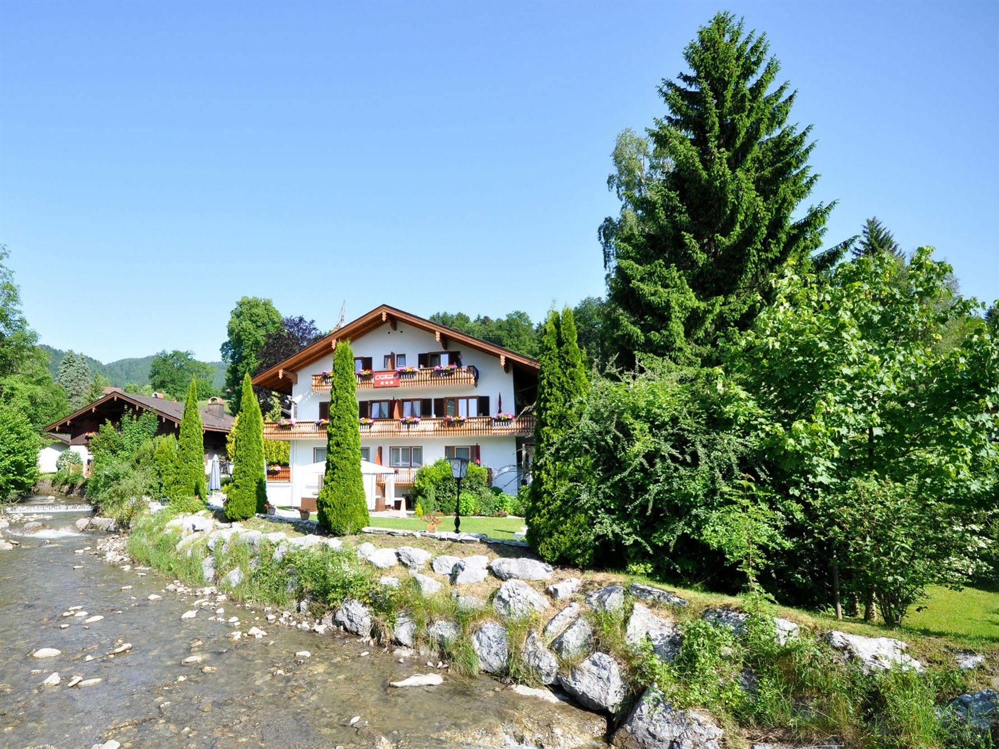 באד ווייסי Hotel Quellenhof מראה חיצוני תמונה